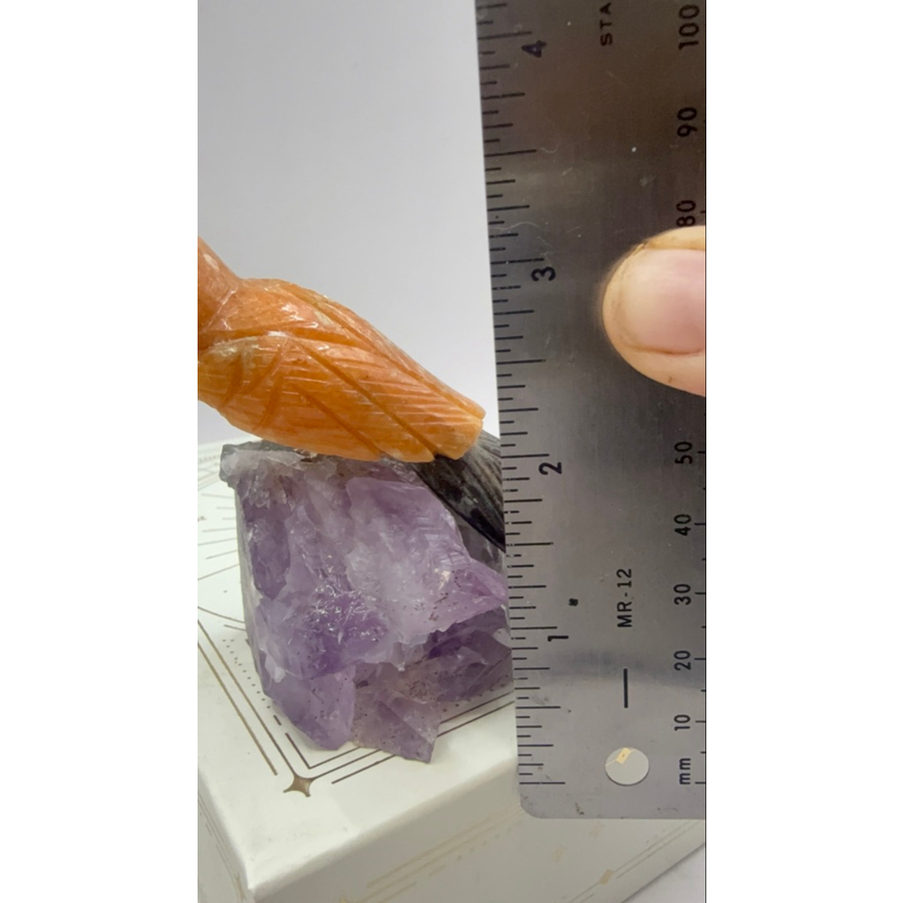 Semi Precious gemstone Bird figure Orange and Green Parrot on Amethyst - Picture 2 of 14